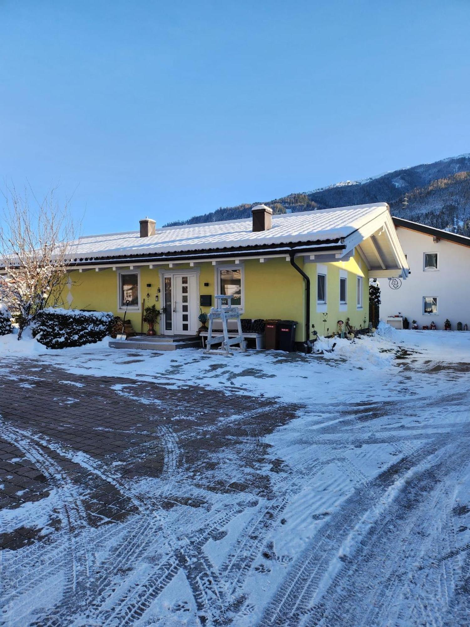 Fini Ferienhaus *